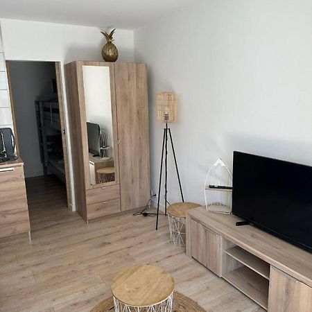 Charmant Studio Neuf 150M Plage Sur Avenue Principale Climatise Et Parking Cavalaire-sur-Mer Esterno foto