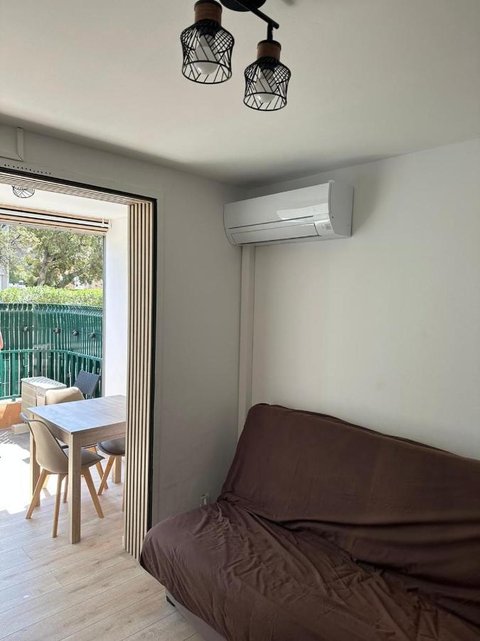 Charmant Studio Neuf 150M Plage Sur Avenue Principale Climatise Et Parking Cavalaire-sur-Mer Esterno foto